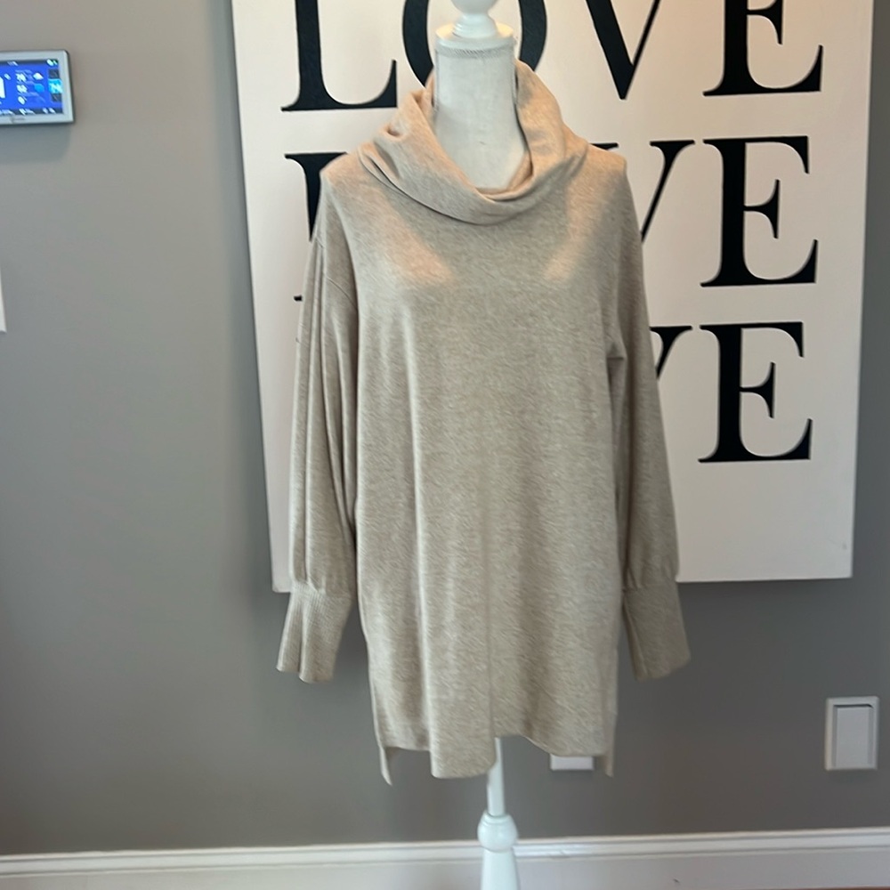 Anthropologie Tunic by Maeve size M